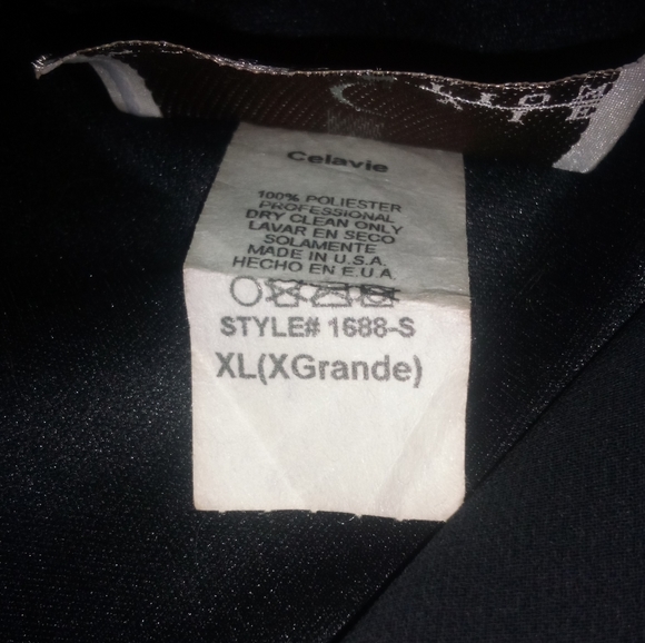 A black formal dress - Picture 6 of 6